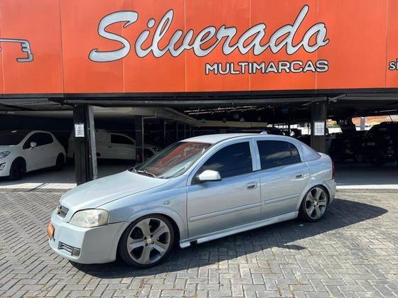 CHEVROLET ASTRA 2.0 MPFI ADVANTAGE 8V FLEX 4P AUTOMÁTICO CHEVROLET ASTRA 2.0 MPFI ADVANTAGE 8V FLEX 4P AUTOMÁTICO